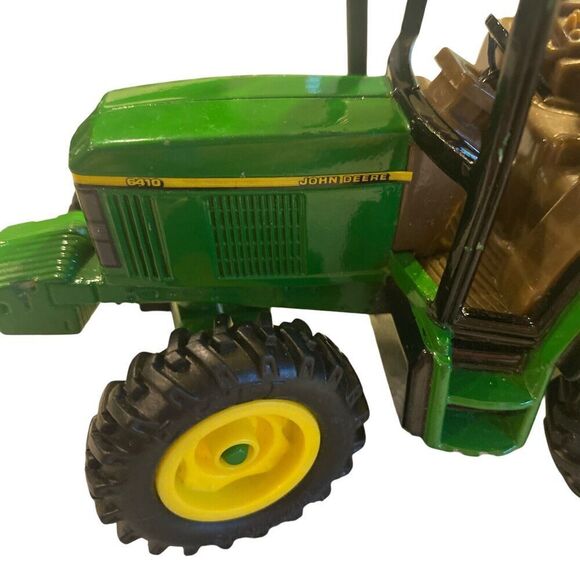 Ertl John Deere 6410 MFD Tractor 1/32 Die Cast 5.5” X 3” - Picture 4 of 12
